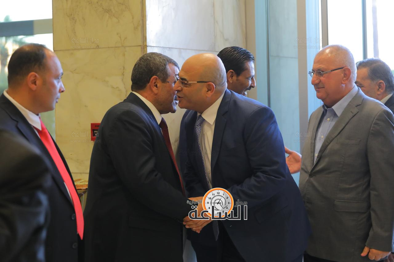 Madar Al-Saa Images 0.5229915436108723