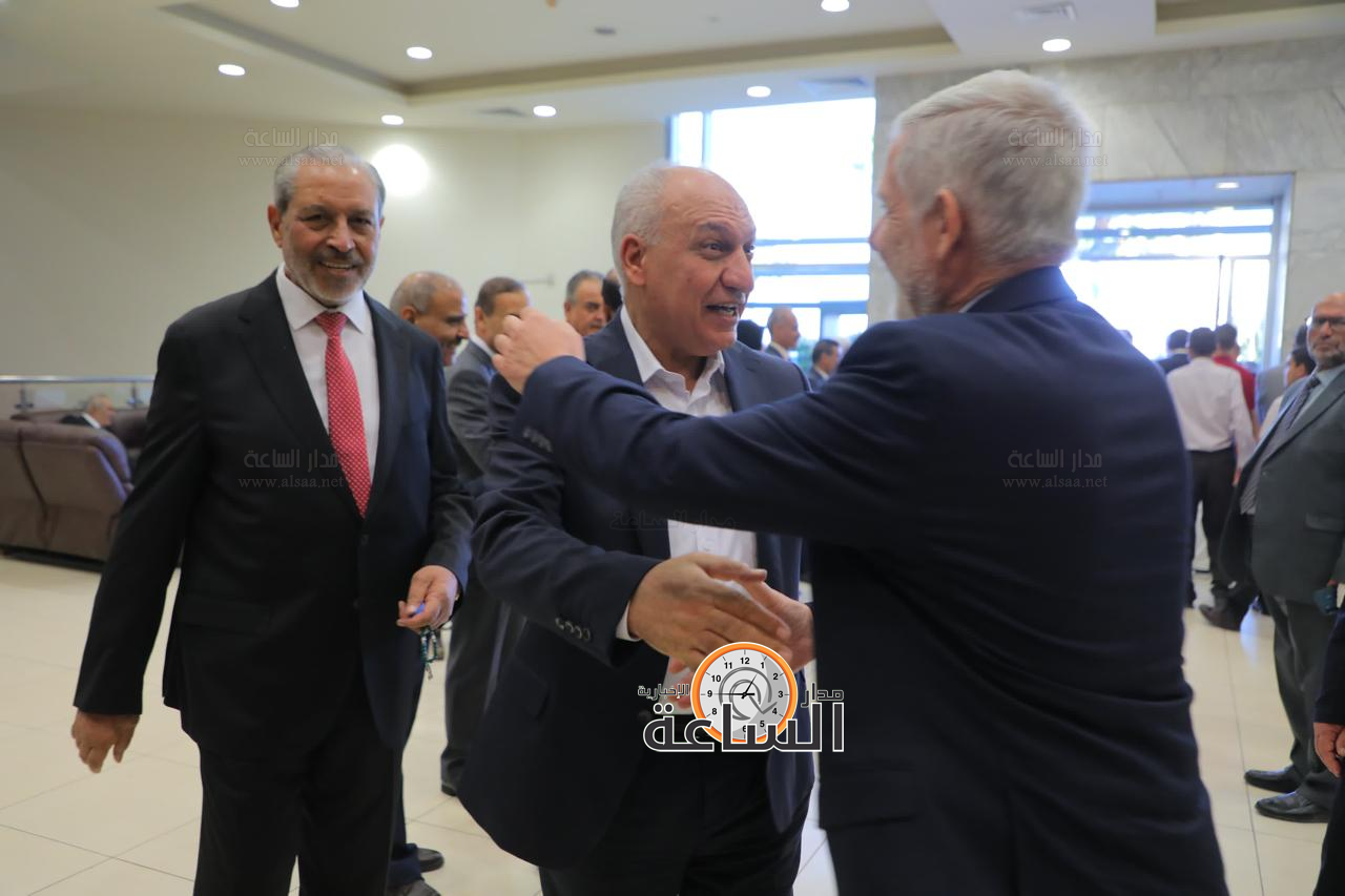 Madar Al-Saa Images 0.878180392656275