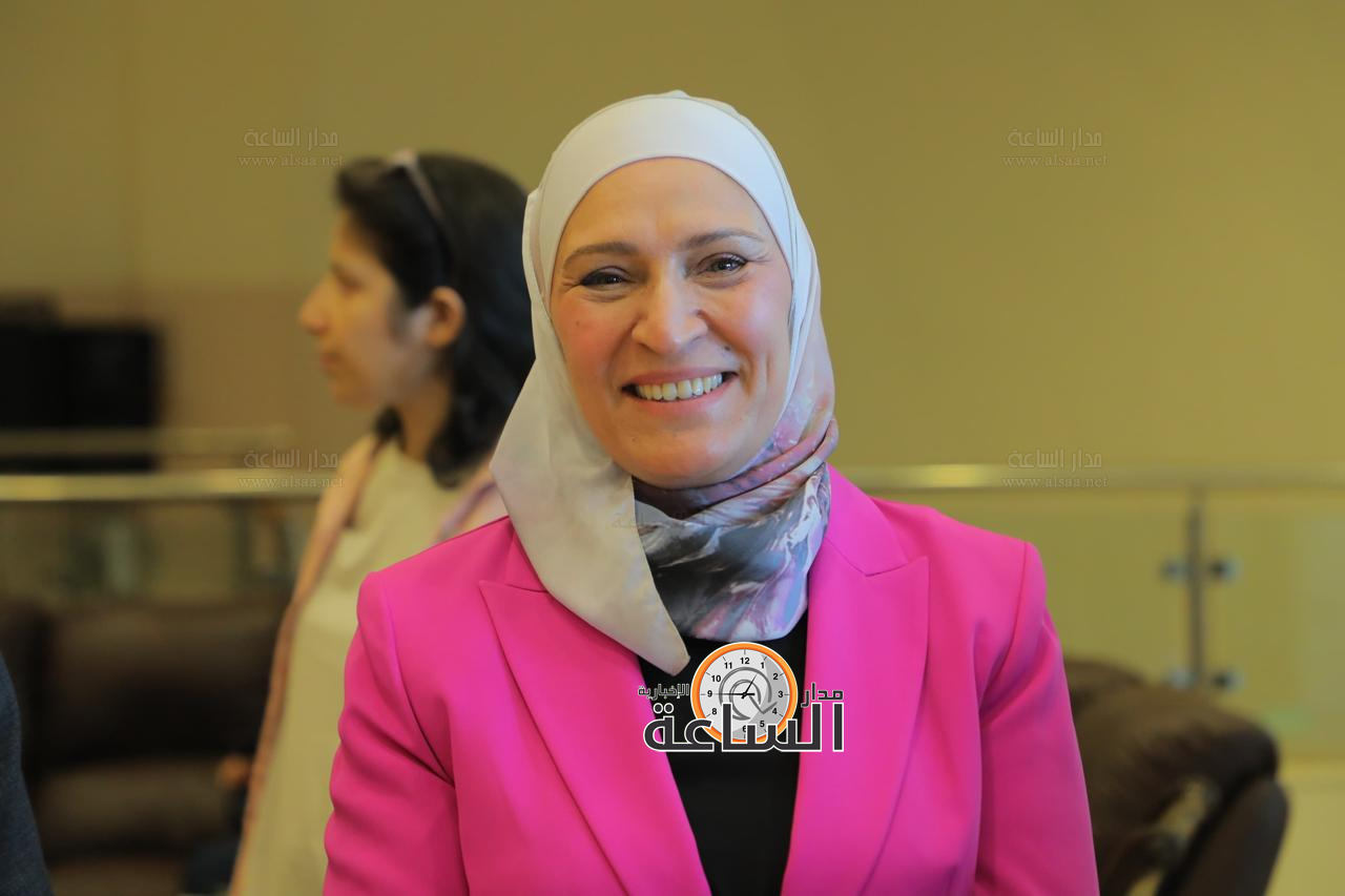 Madar Al-Saa Images 0.819731651600077