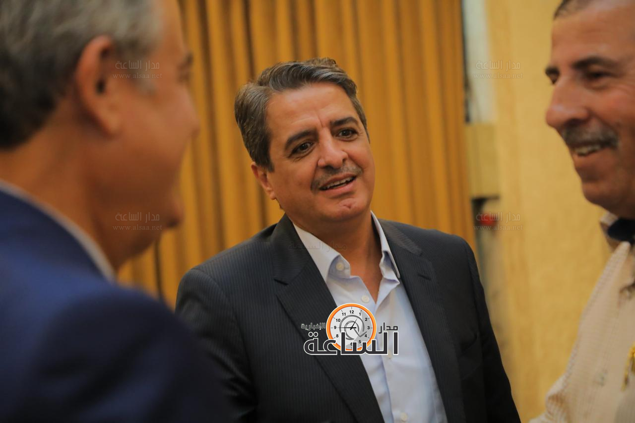 Madar Al-Saa Images 0.9972355363783609