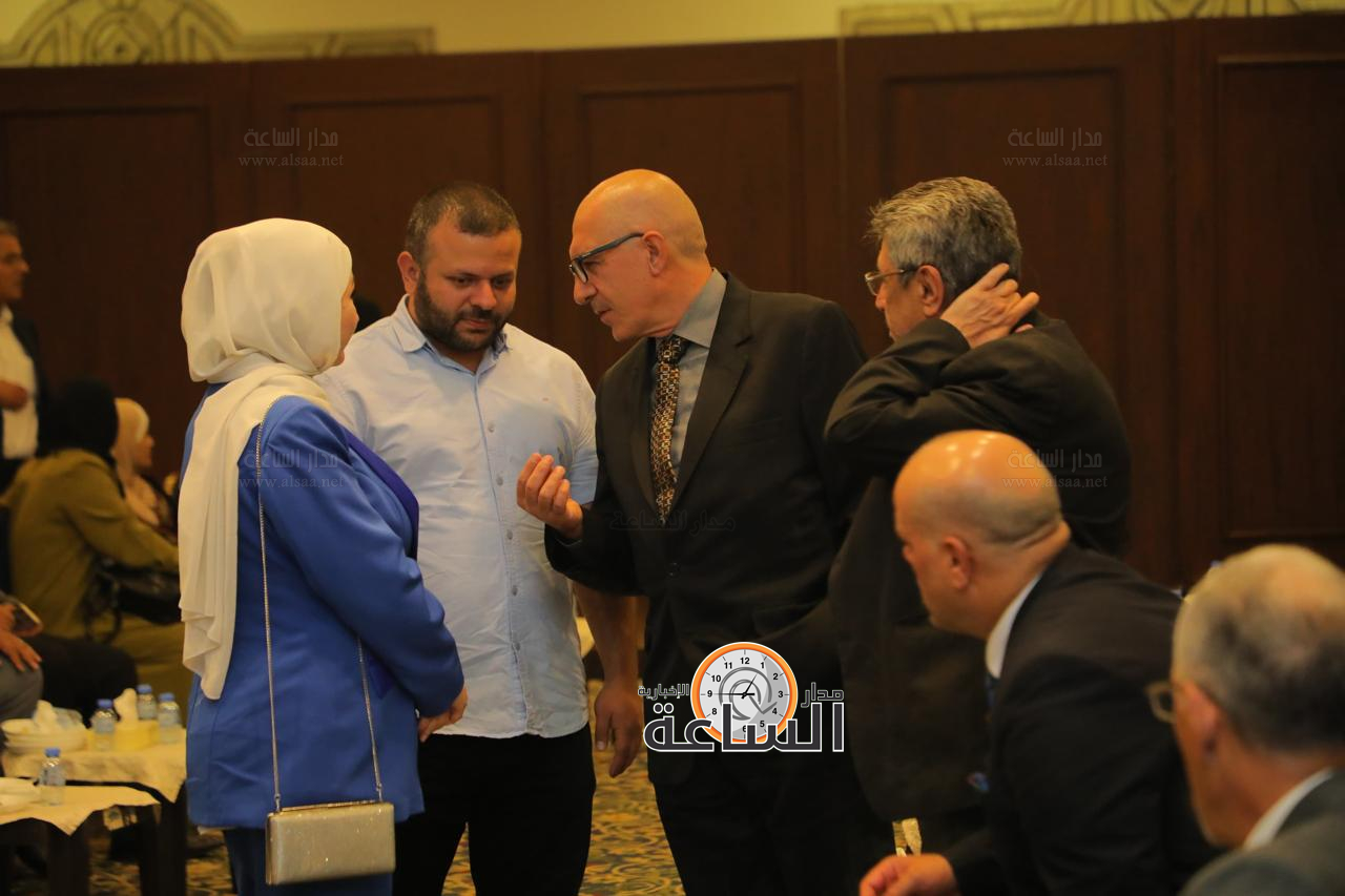 Madar Al-Saa Images 0.10540673453459748