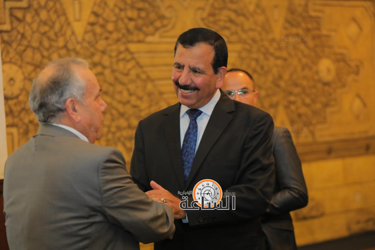 Madar Al-Saa Images 0.0770852931539141