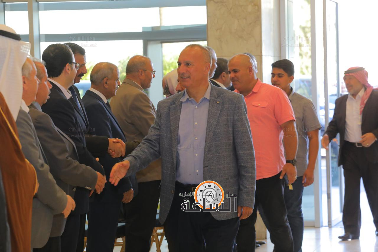 Madar Al-Saa Images 0.9229347306394269