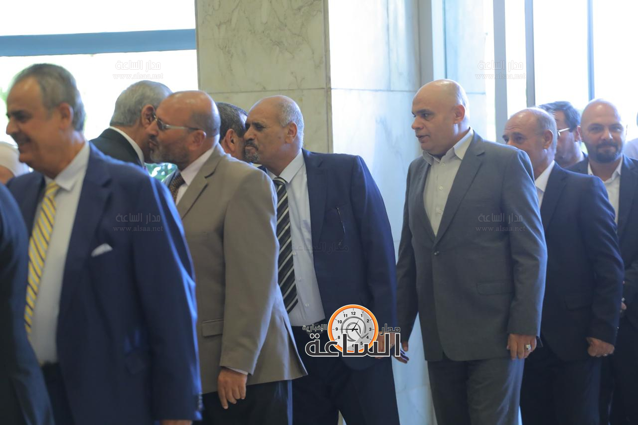 Madar Al-Saa Images 0.8655058300898266