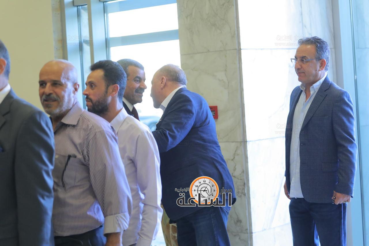 Madar Al-Saa Images 0.04758706651093525