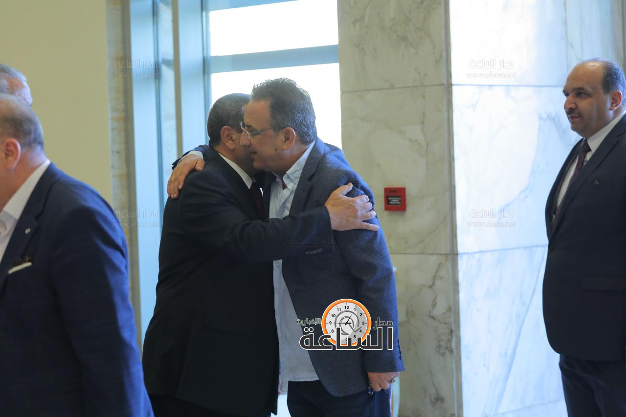 Madar Al-Saa Images 0.9051724034574611