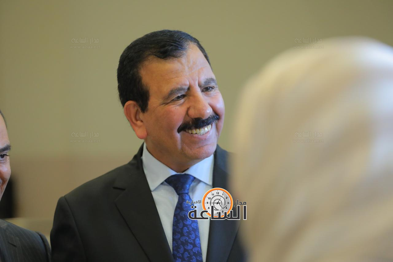 Madar Al-Saa Images 0.5892558233646035