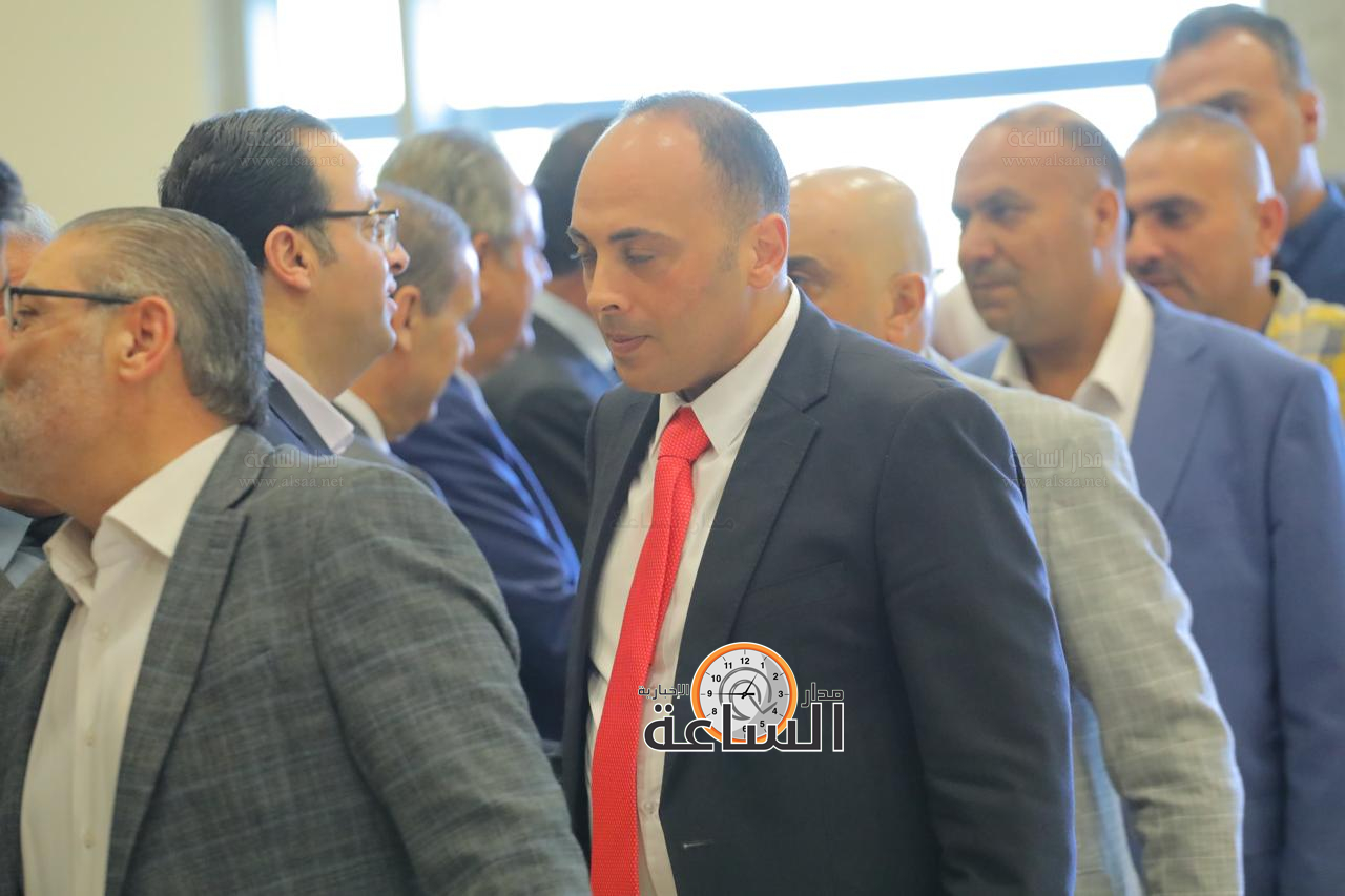 Madar Al-Saa Images 0.13425330763838472