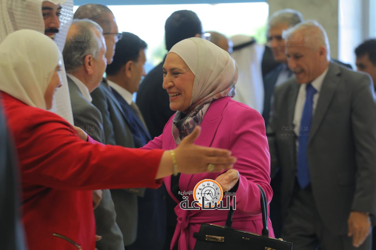 Madar Al-Saa Images 0.03746412023806478