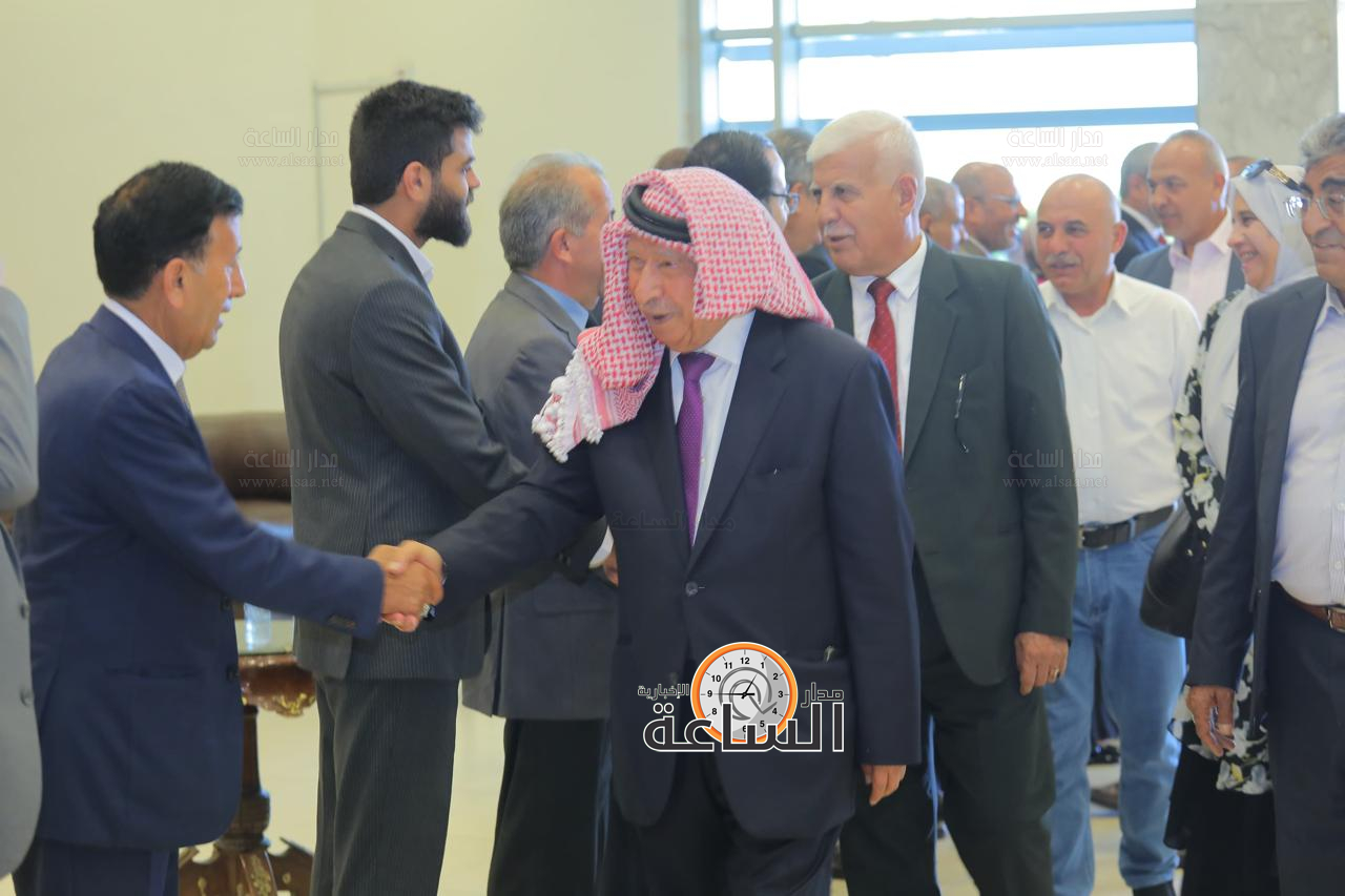 Madar Al-Saa Images 0.8991104020114824