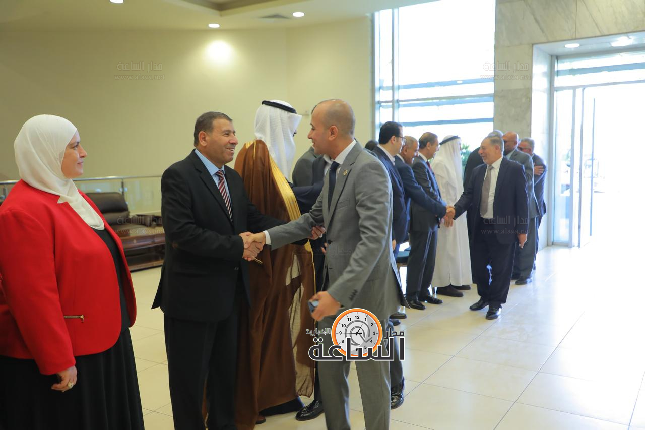 Madar Al-Saa Images 0.9843583240570113