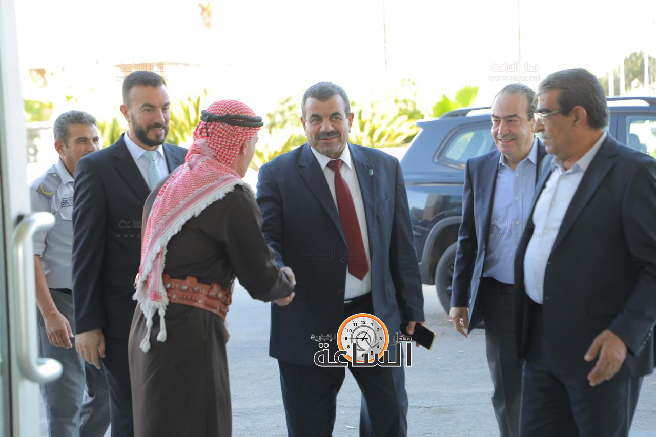 Madar Al-Saa Images 0.46565355568096845