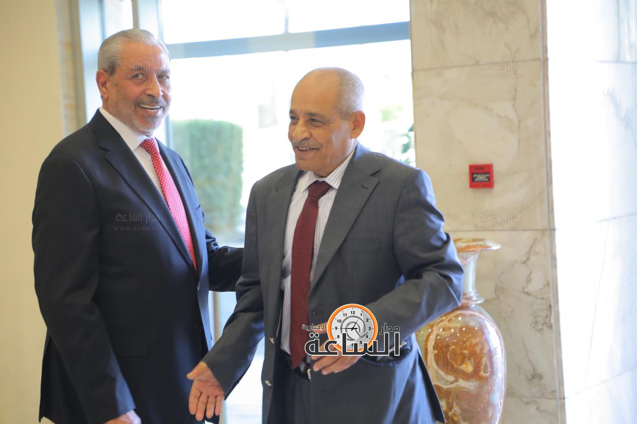 Madar Al-Saa Images 0.19767484003970104