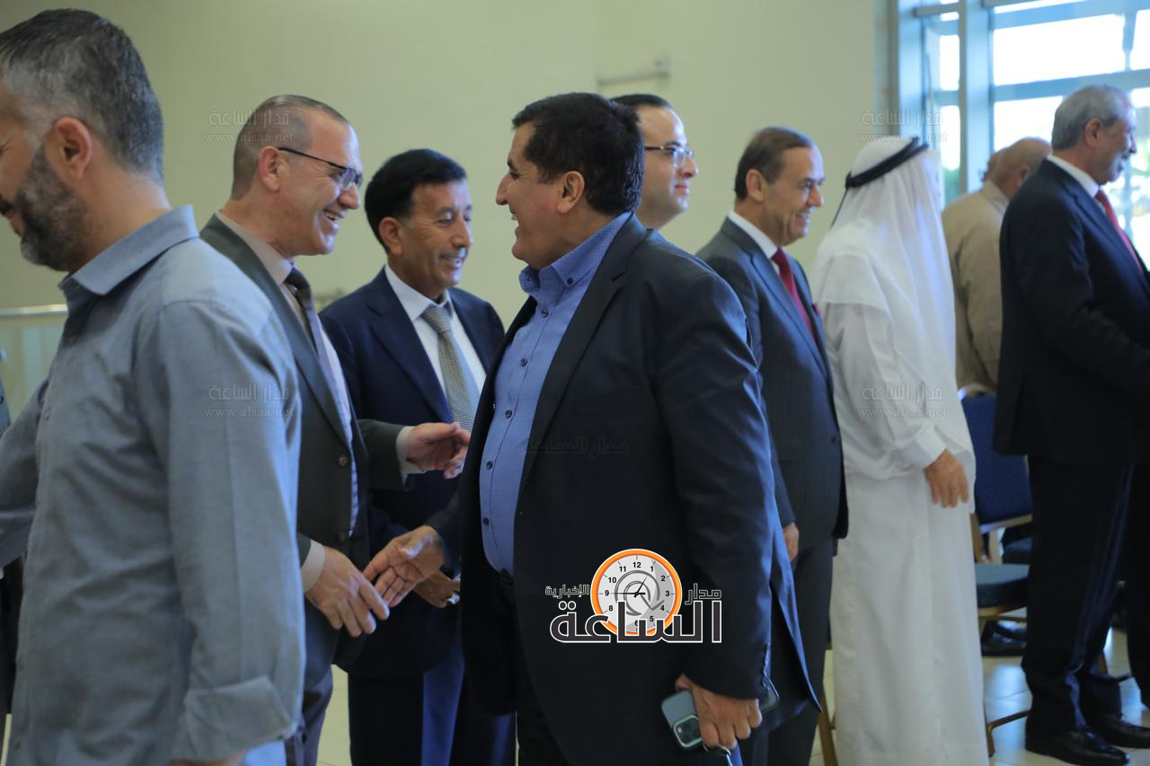 Madar Al-Saa Images 0.012049761763155642