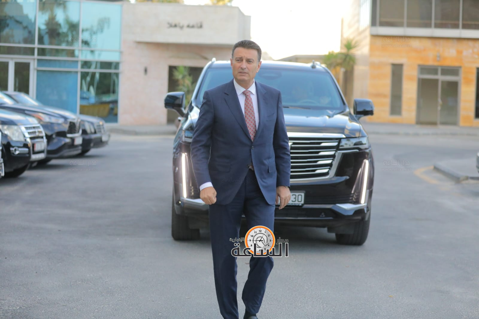 Madar Al-Saa Images 0.511804643221089