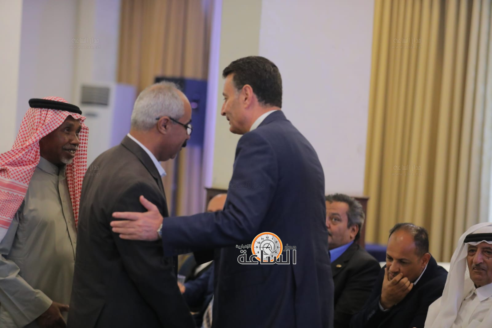 Madar Al-Saa Images 0.21776518952313761