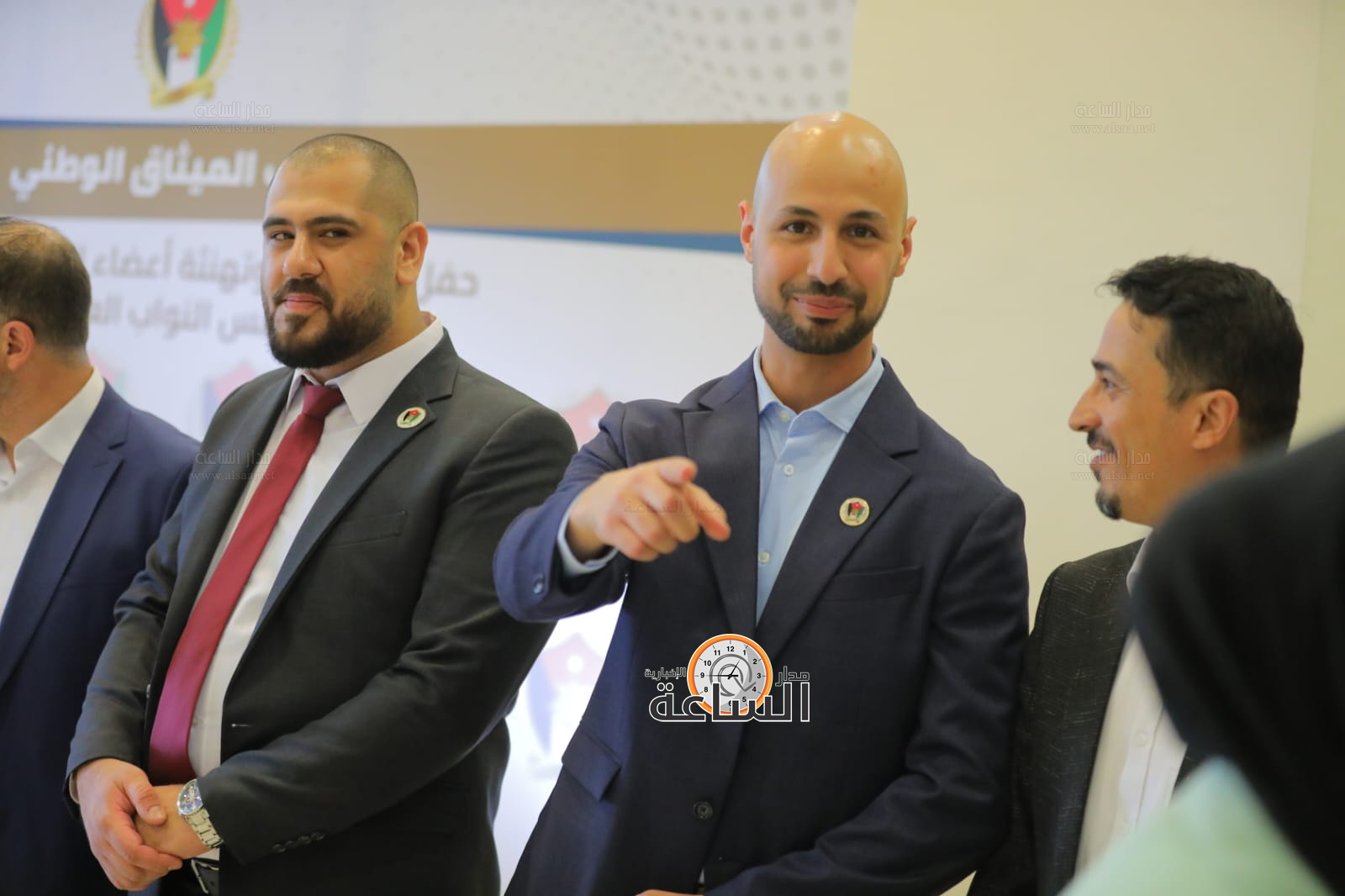 Madar Al-Saa Images 0.5844357673757348