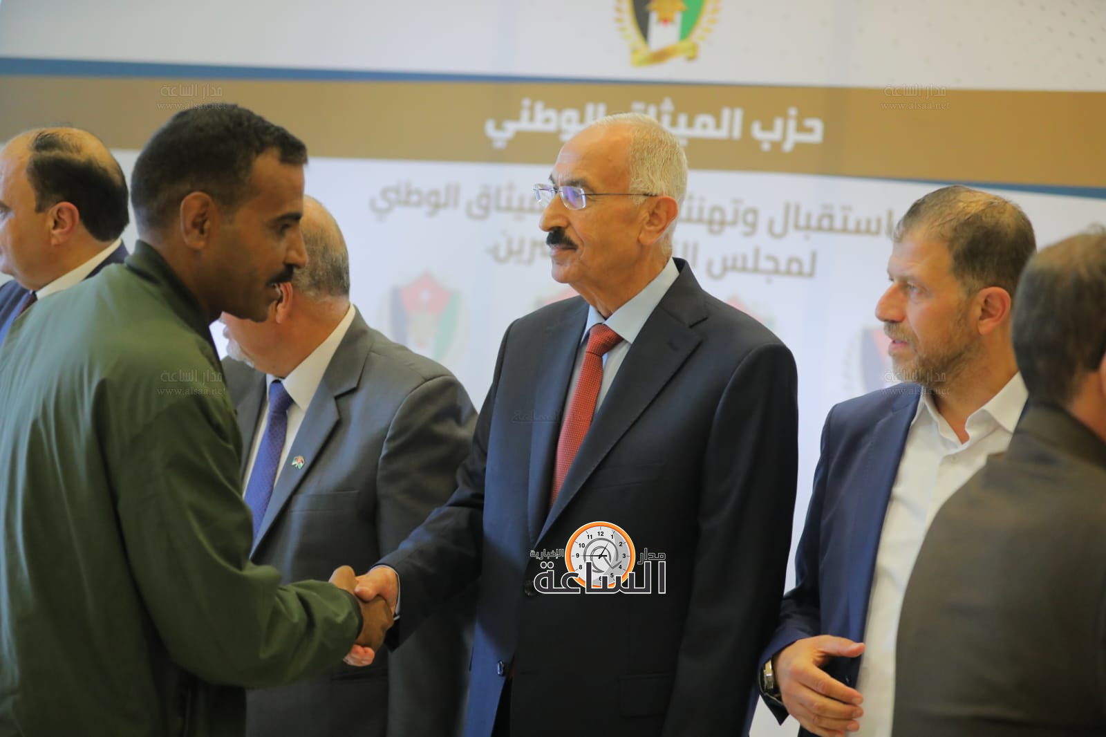 Madar Al-Saa Images 0.6736545392801139