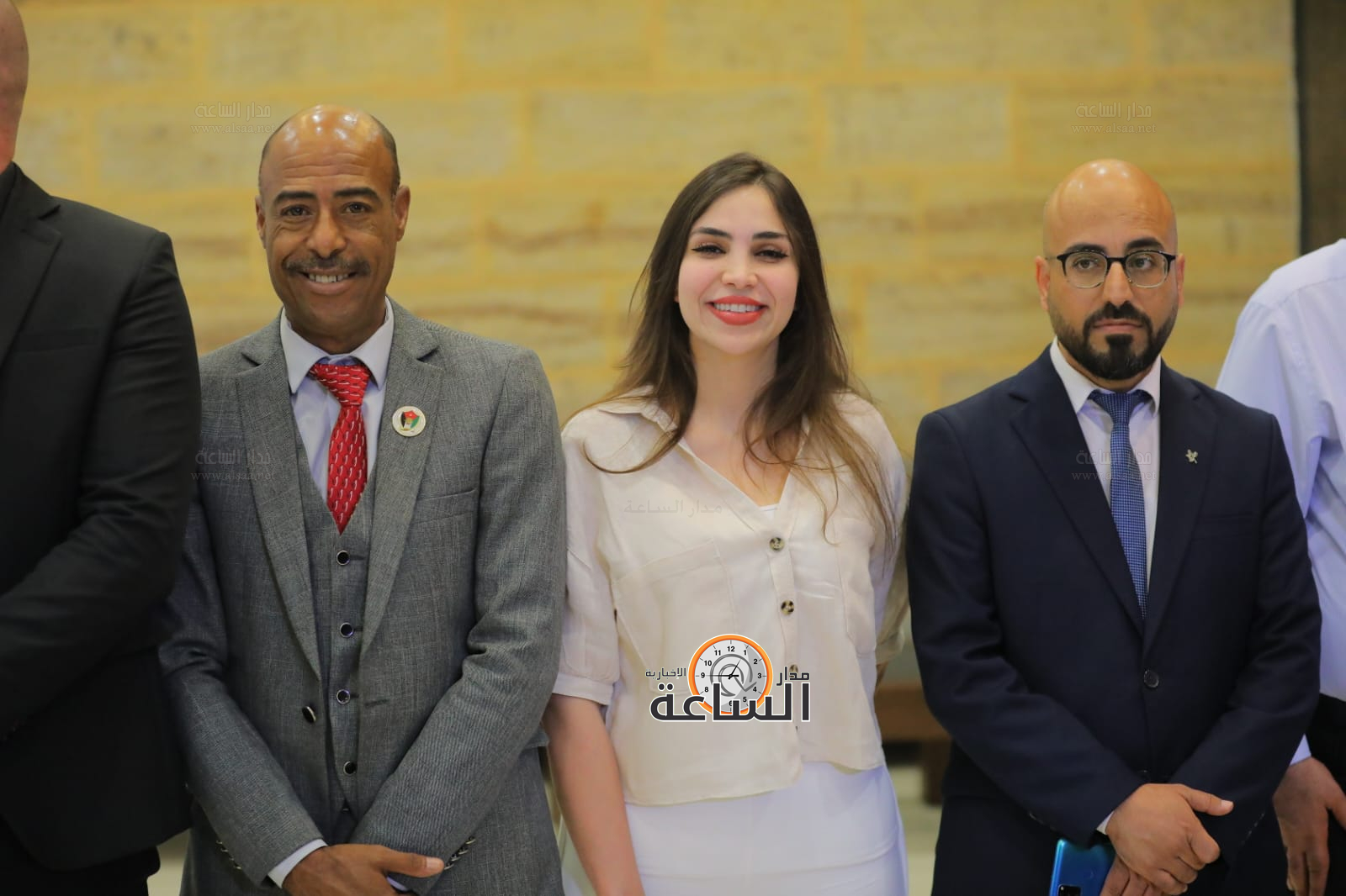 Madar Al-Saa Images 0.02228505992160068