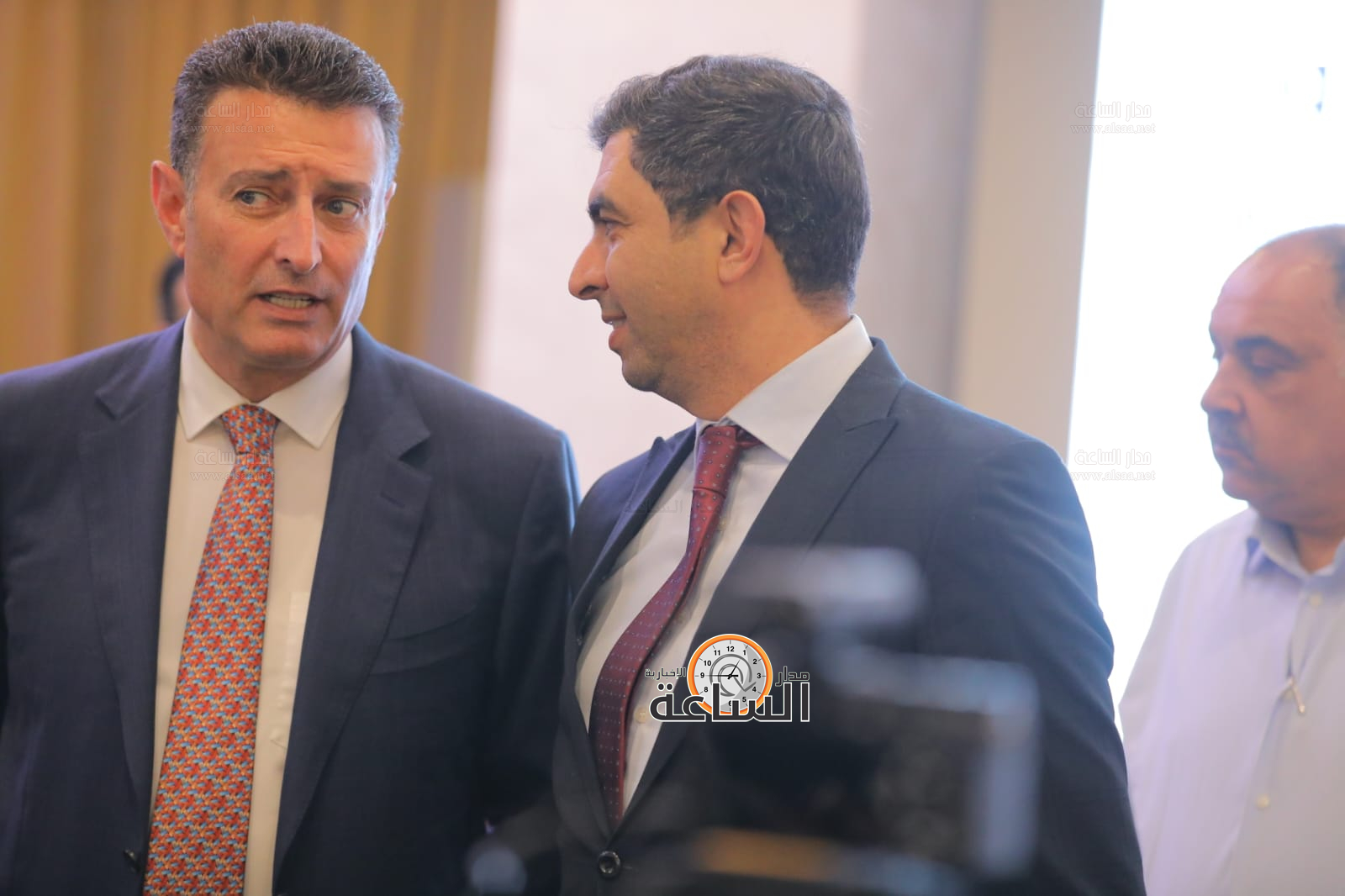 Madar Al-Saa Images 0.3204050825468079