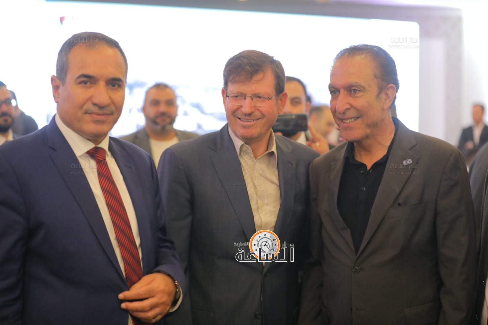 Madar Al-Saa Images 0.8447276462715674