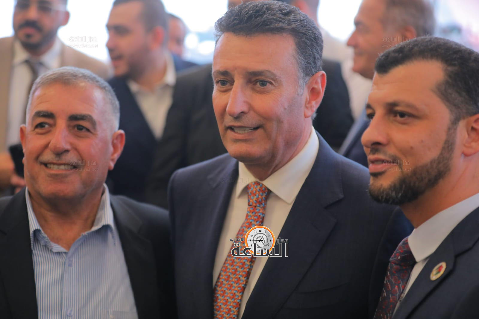 Madar Al-Saa Images 0.043108987637163754