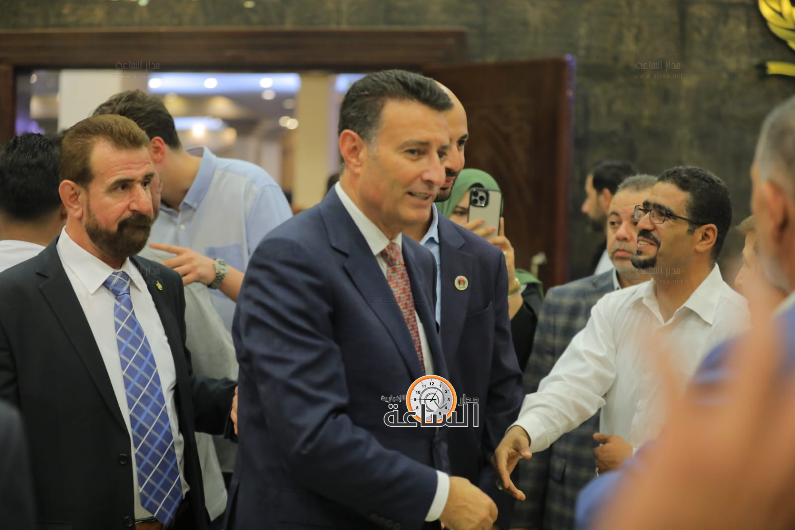 Madar Al-Saa Images 0.21330238950983138