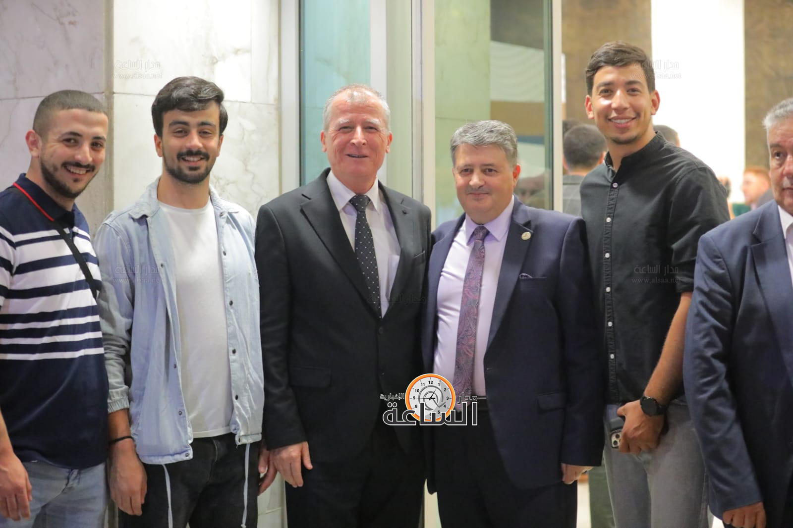 Madar Al-Saa Images 0.7820919521329348