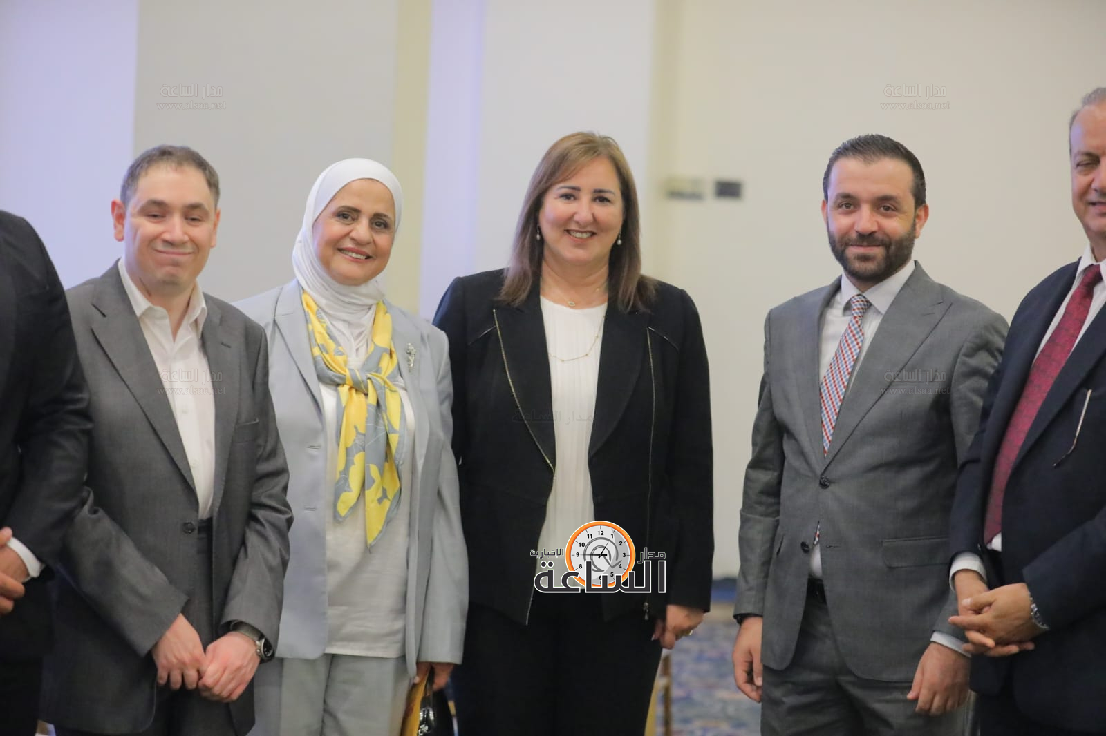 Madar Al-Saa Images 0.8825639483687926