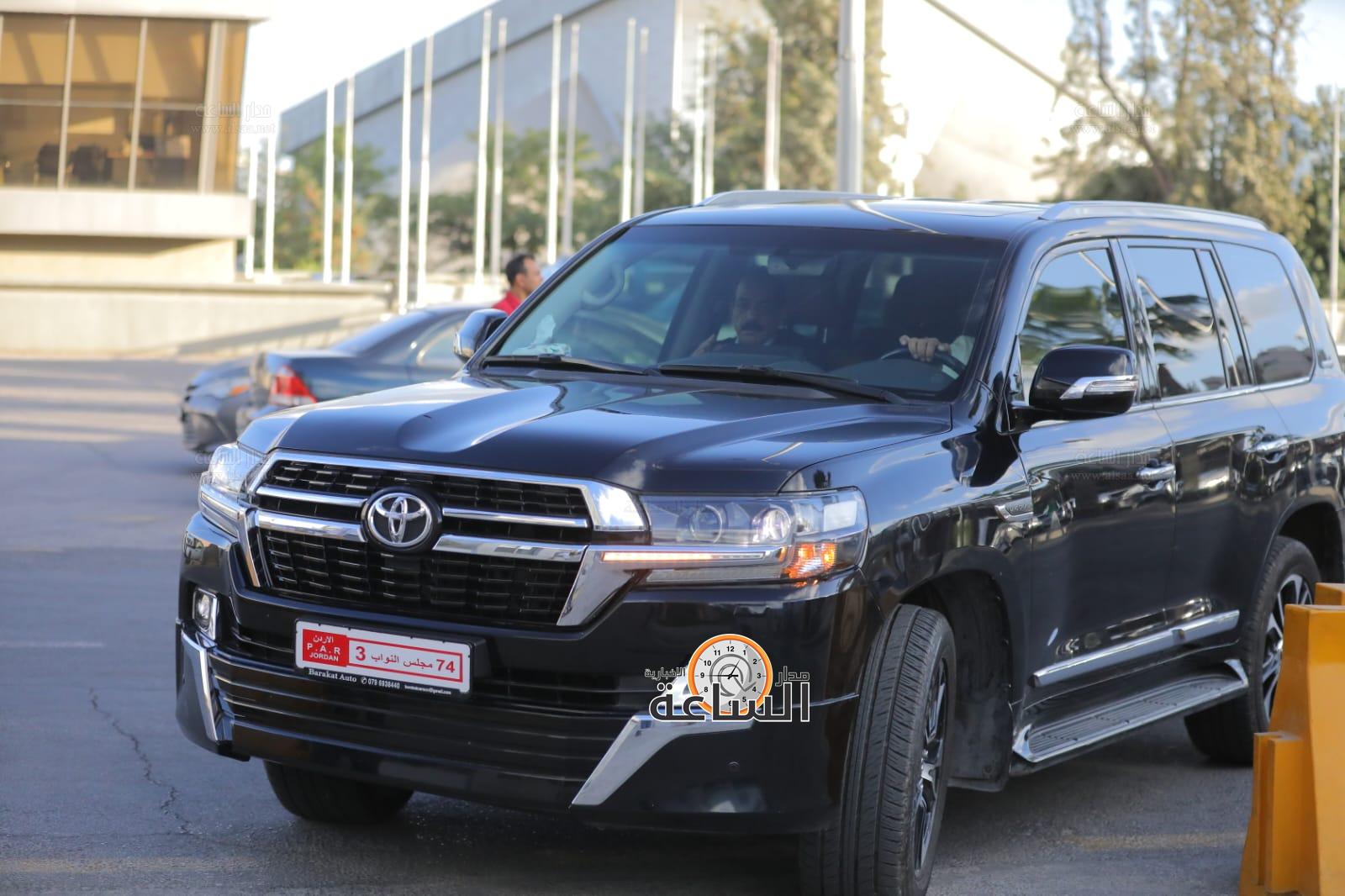 Madar Al-Saa Images 0.9108893689497866