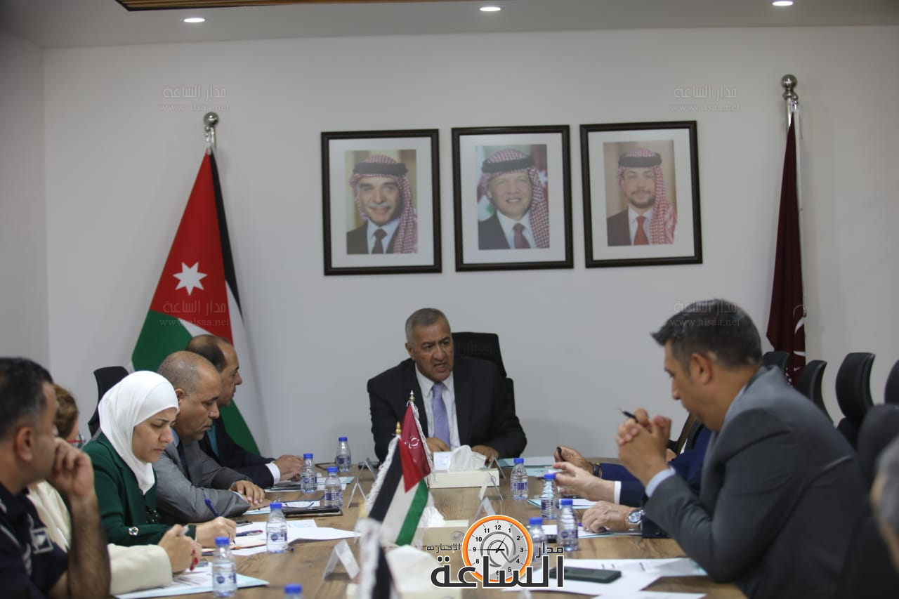 Madar Al-Saa Images 0.4903574711394718