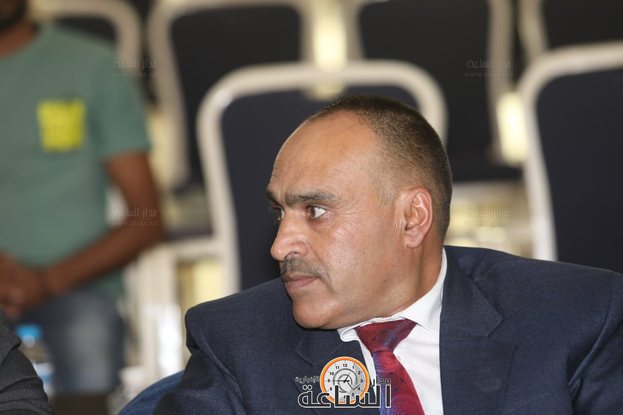 Madar Al-Saa Images 0.818173473805883