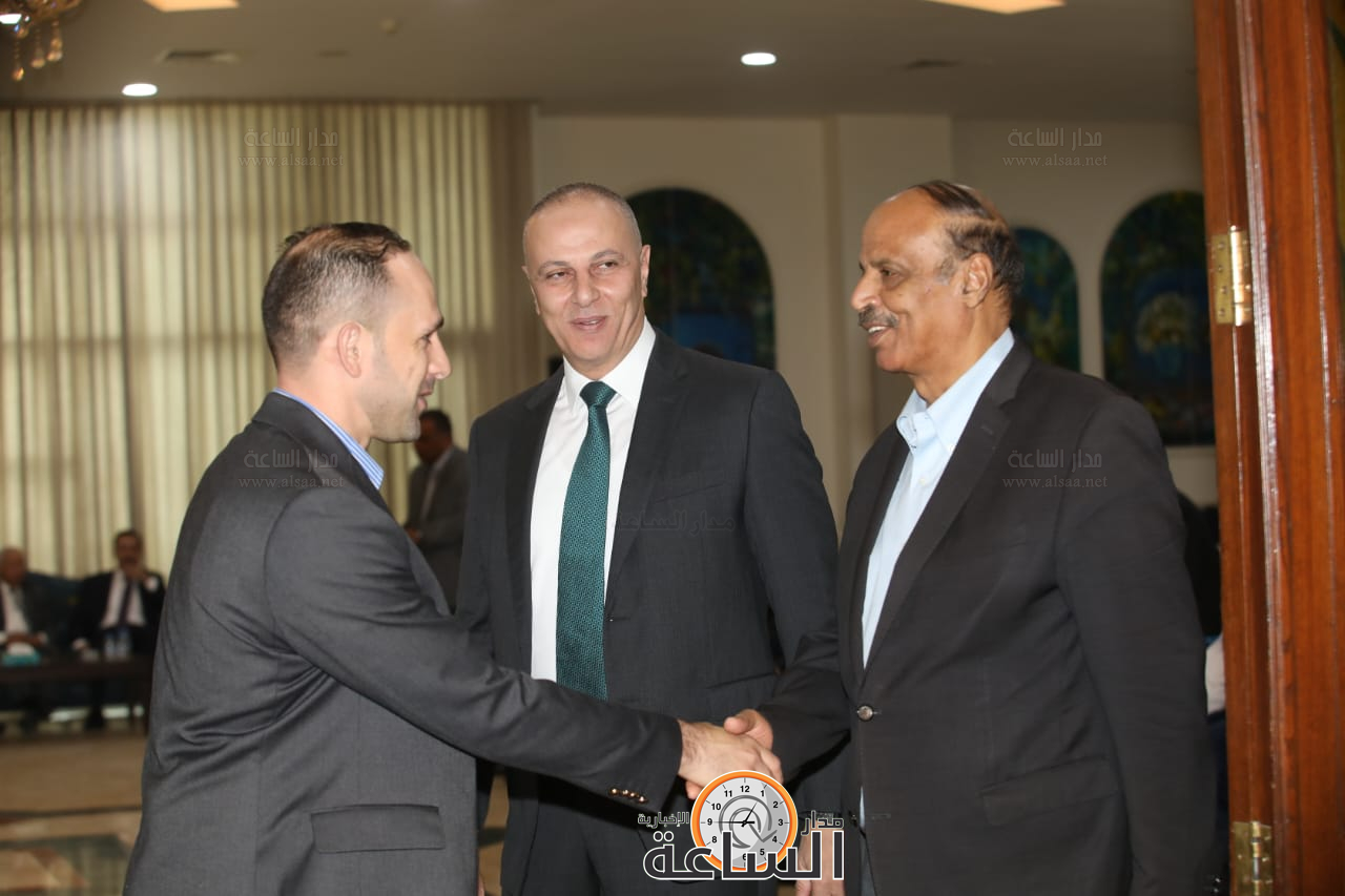 Madar Al-Saa Images 0.6576162675224257