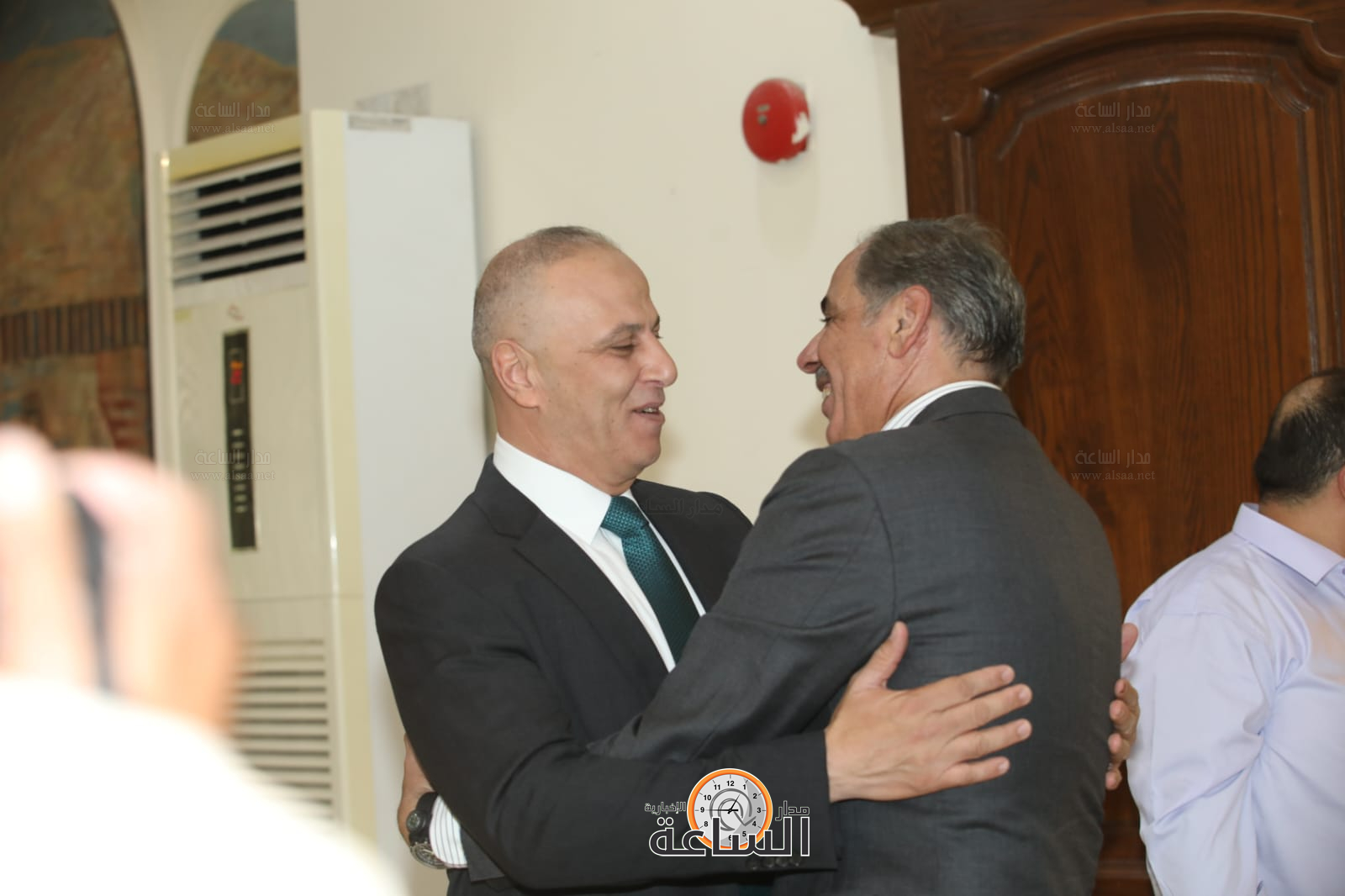 Madar Al-Saa Images 0.4034975701721575