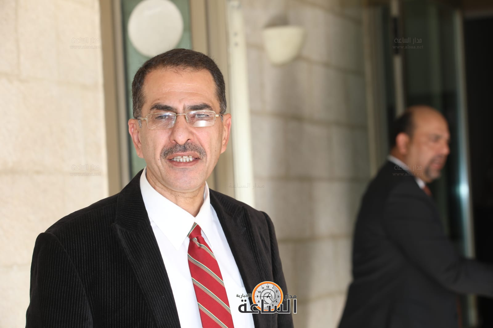 Madar Al-Saa Images 0.3318233046494141