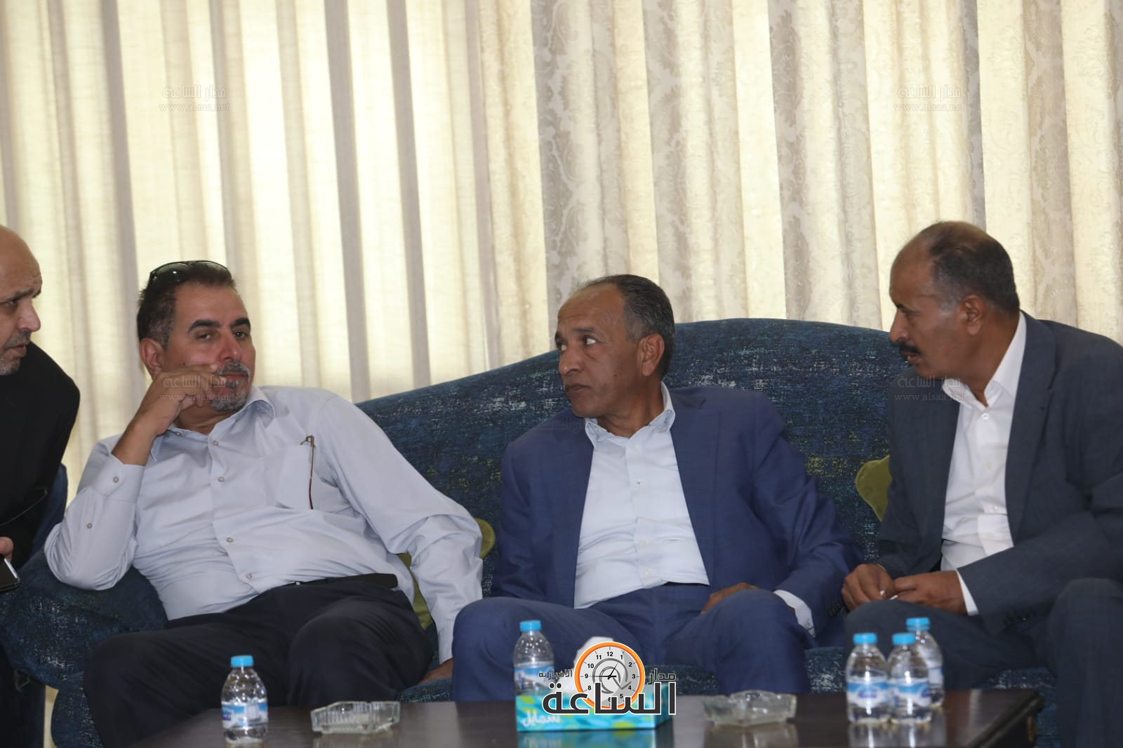 Madar Al-Saa Images 0.054147971690341024