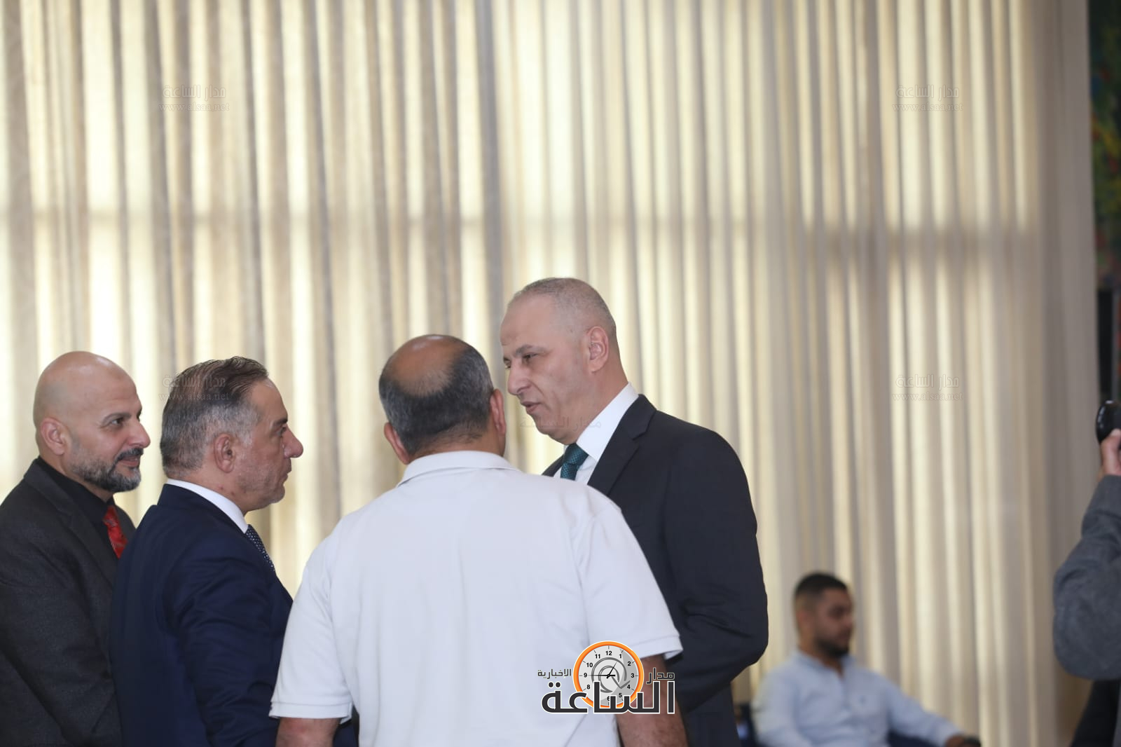 Madar Al-Saa Images 0.996513195550905