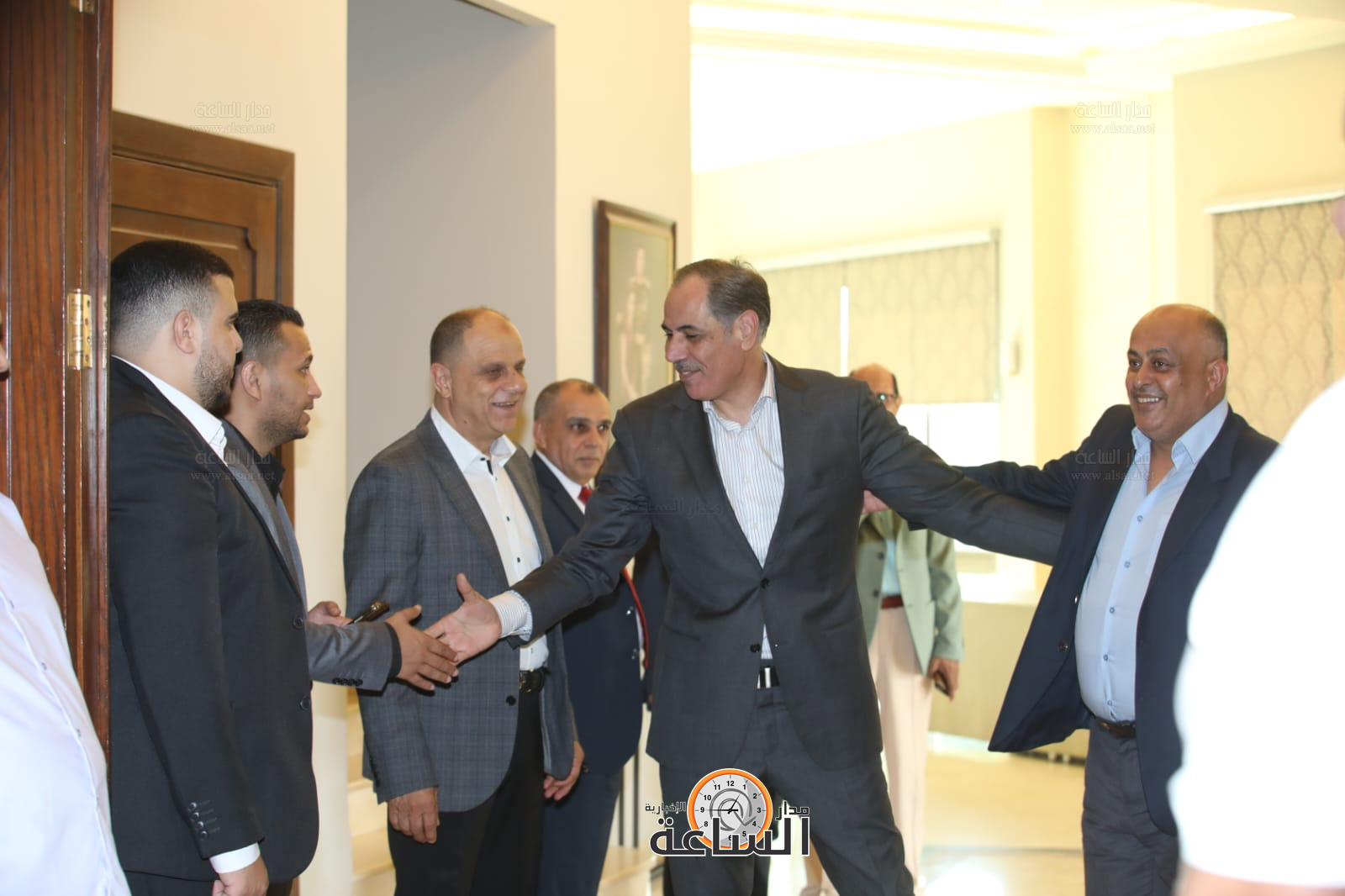 Madar Al-Saa Images 0.6877508891164554