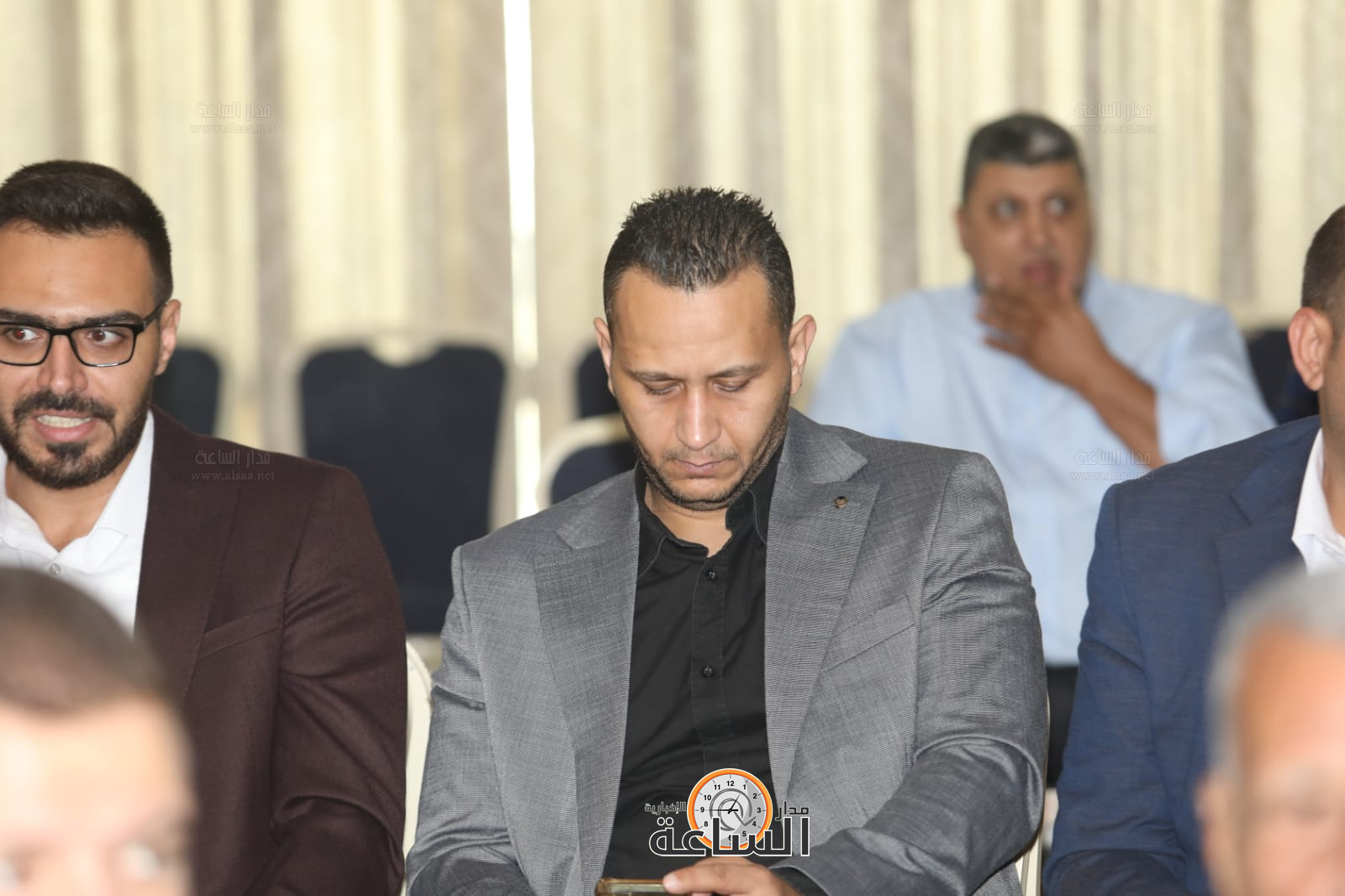 Madar Al-Saa Images 0.048698399074526666