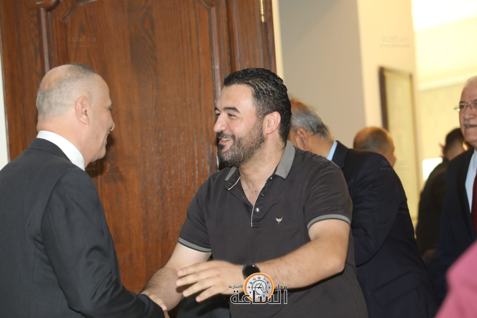 Madar Al-Saa Images 0.33410632521555517