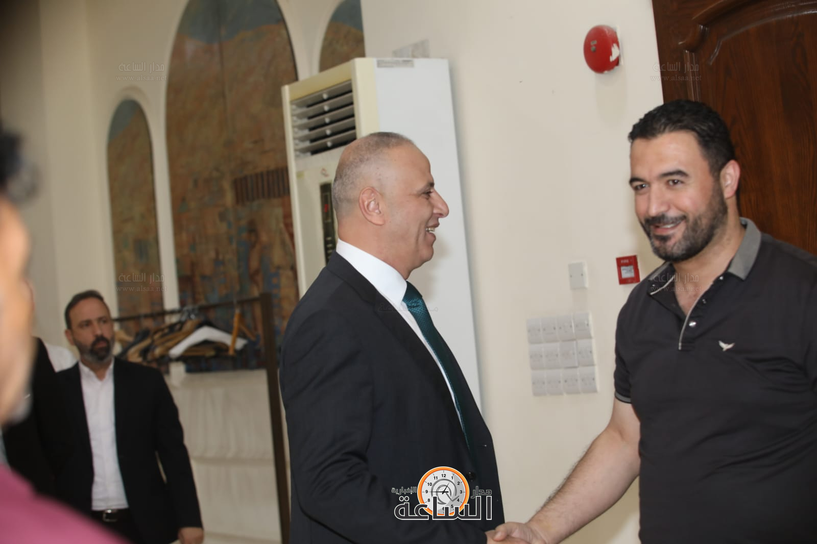 Madar Al-Saa Images 0.7745145511533167