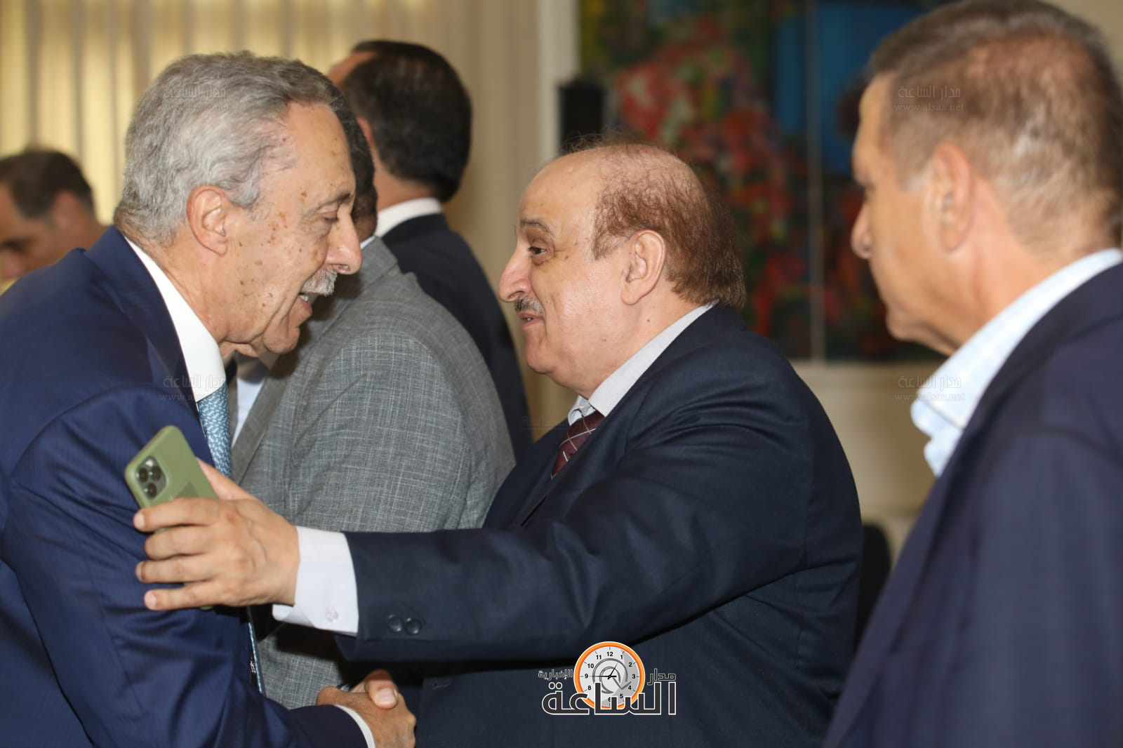 Madar Al-Saa Images 0.6894100510229286