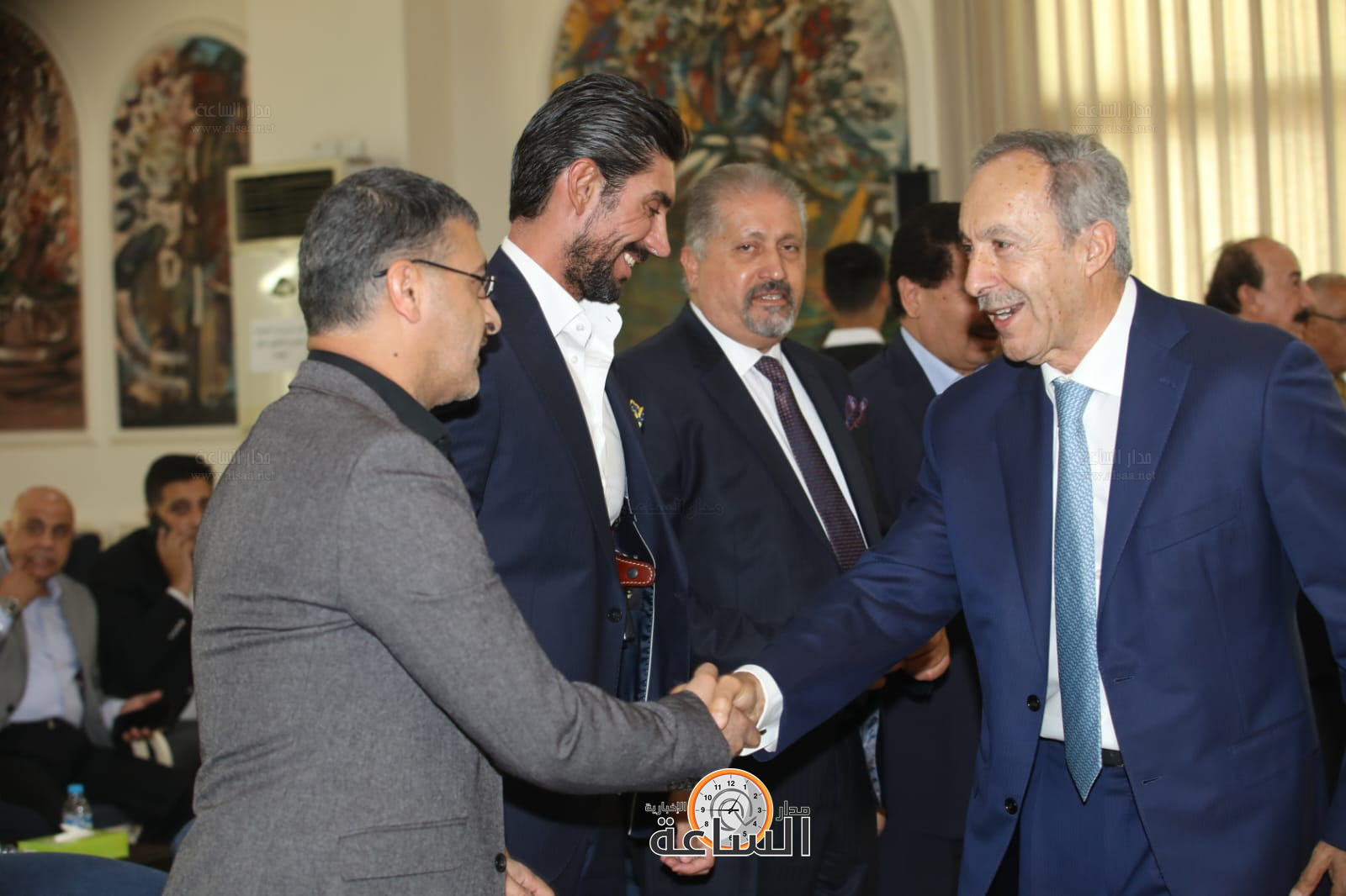 Madar Al-Saa Images 0.25755279585704294