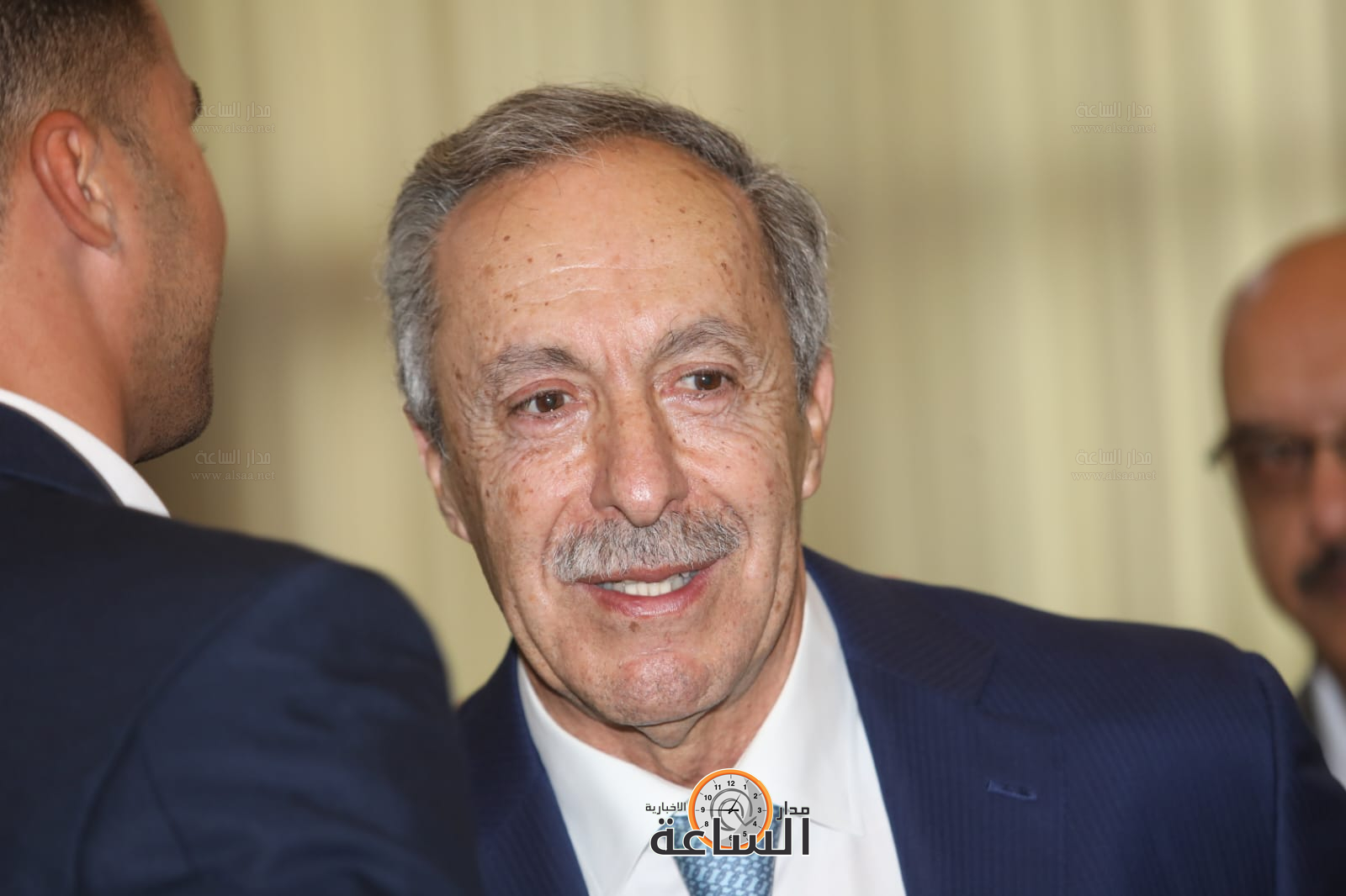 Madar Al-Saa Images 0.37127490275870256