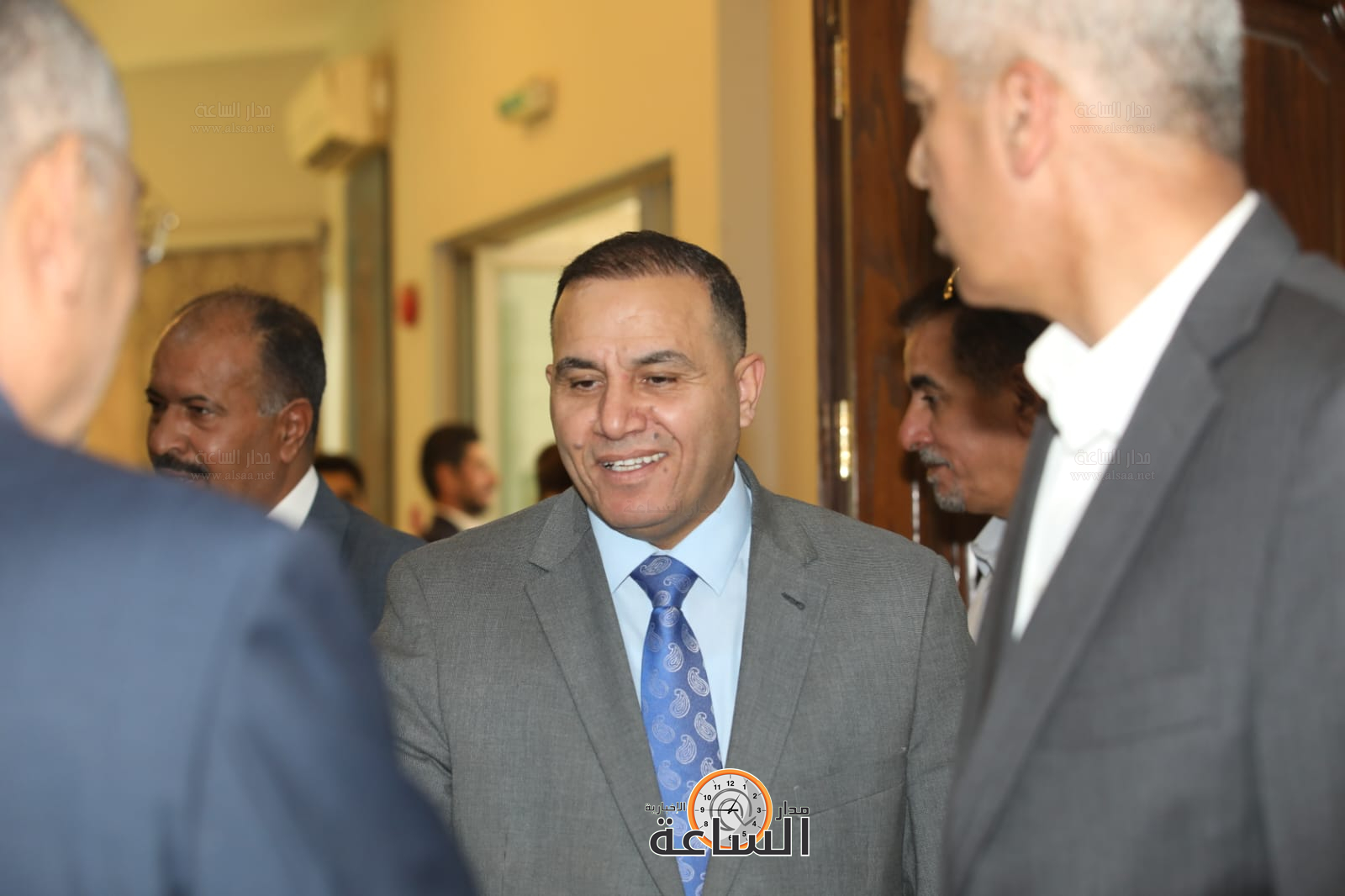 Madar Al-Saa Images 0.35535468903062983