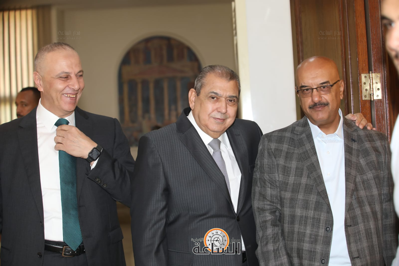 Madar Al-Saa Images 0.48385685888853835