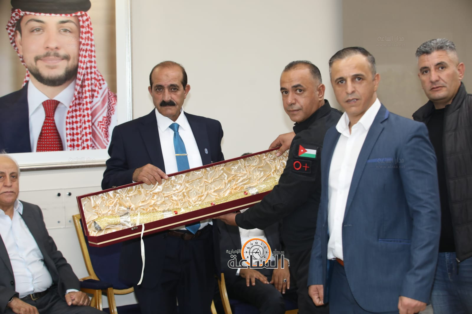 Madar Al-Saa Images 0.9786188407660901