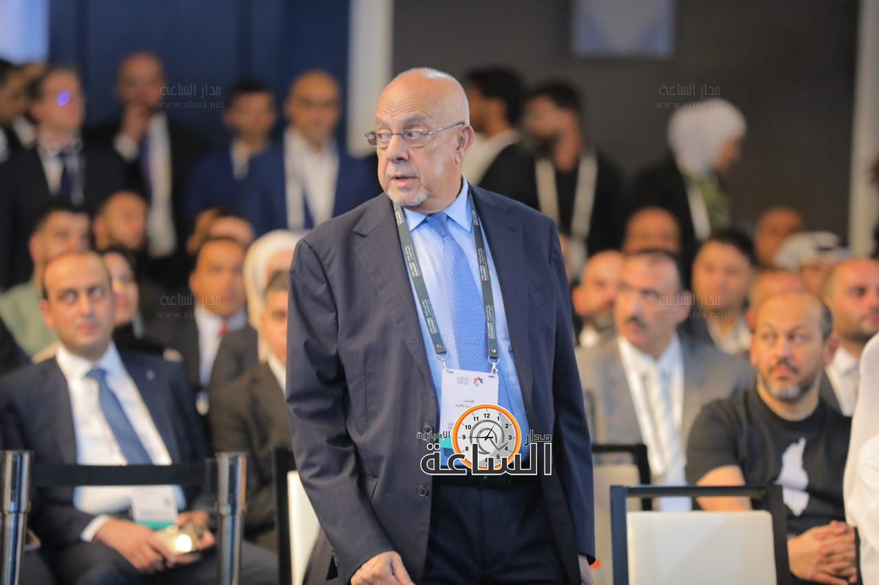 Madar Al-Saa Images 0.7355920055687133