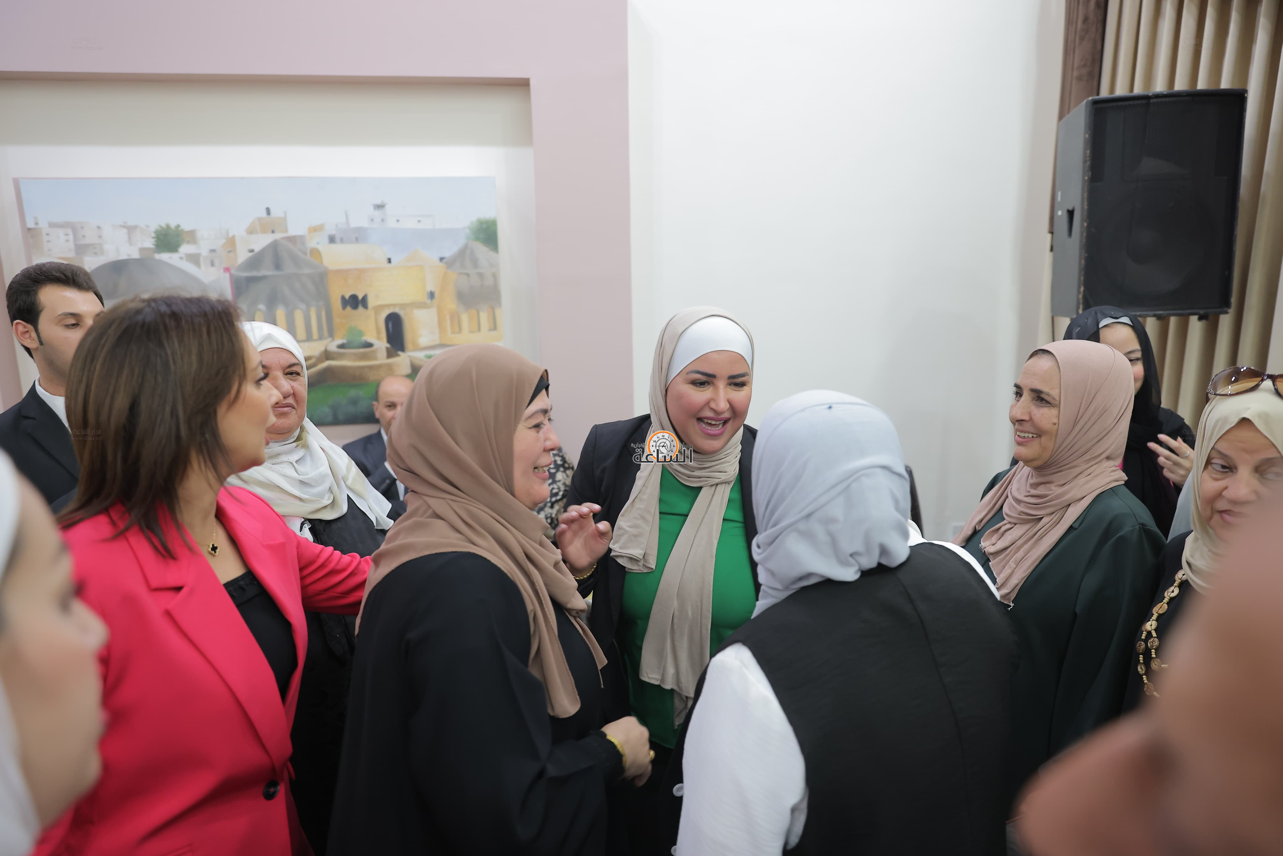 Madar Al-Saa Images 0.8771770814736433