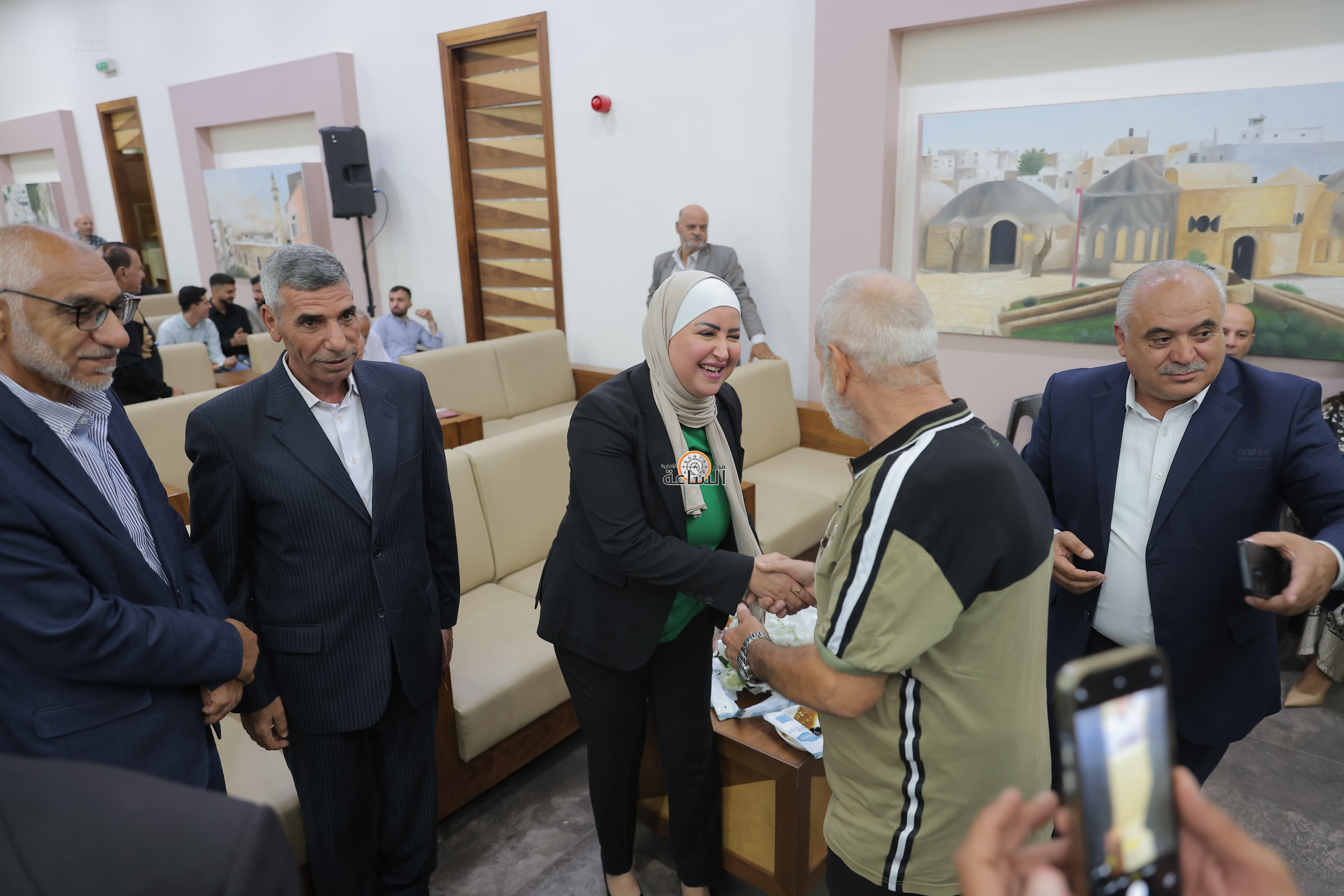 Madar Al-Saa Images 0.033818039038629344